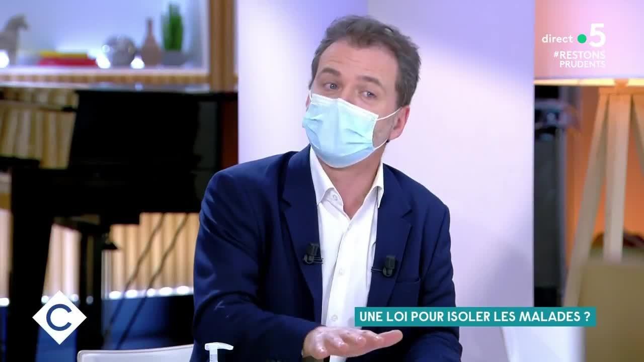 GALA VIDEO - " Papy et Mamie dans la cuisine".... Rémi Salomon présente ses excuses après sa maladresse