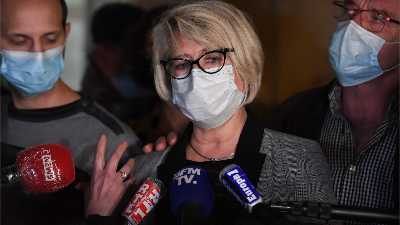 GALA VIDEO - La mère d'Alexia Daval, Isabelle Fouillot lit une lettre qui chamboule