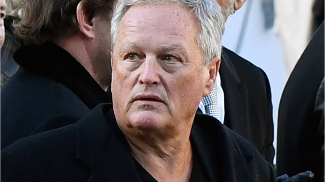 GALA VIDÉO - Laeticia Hallyday : son père André Boudou a déjà accepté Jalil Lespert dans la famille