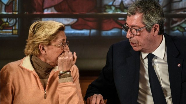 GALA VIDEO - Isabelle Balkany inquiète : son mari hospitalisé