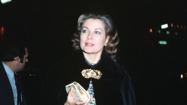 GALA VIDÉO - Mort de Grace Kelly : ces migraines dont elle ne s’est pas méfiée