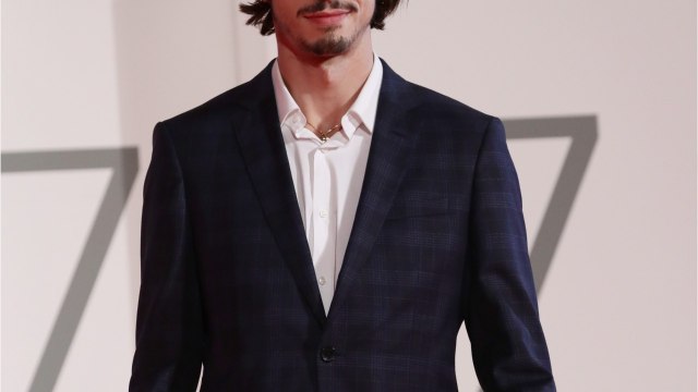 GALA VIDEO - Angèle : son frère Roméo Elvis accusé d’agression sexuelle