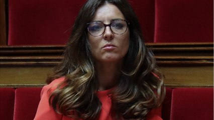 GALA VIDEO - Coralie Dubost s’offre une passe d’armes avec Jean-Luc Mélenchon sur Twitter.