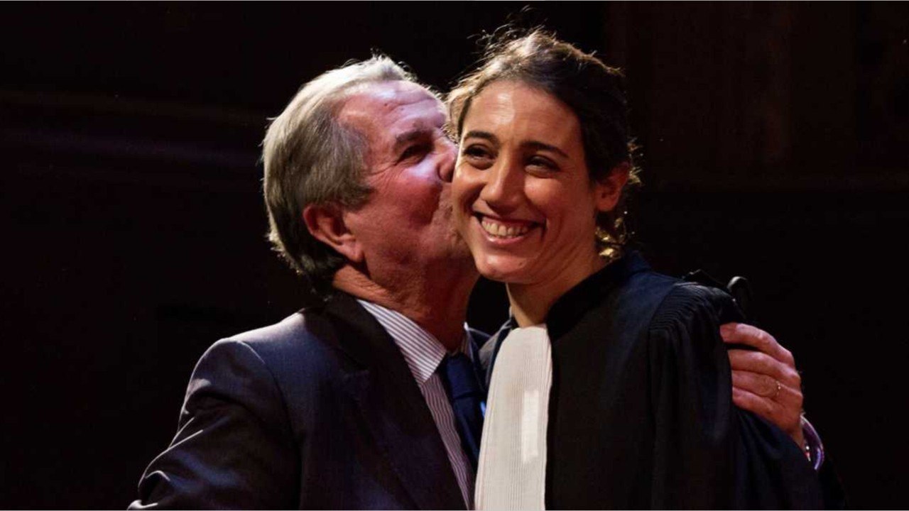 GALA VIDÉO - Mort de François Debré : qui sont ses filles Constance et Ondine ?