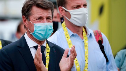 GALA VIDEO - Christian Estrosi photographié sans masque : il répond à la polémique