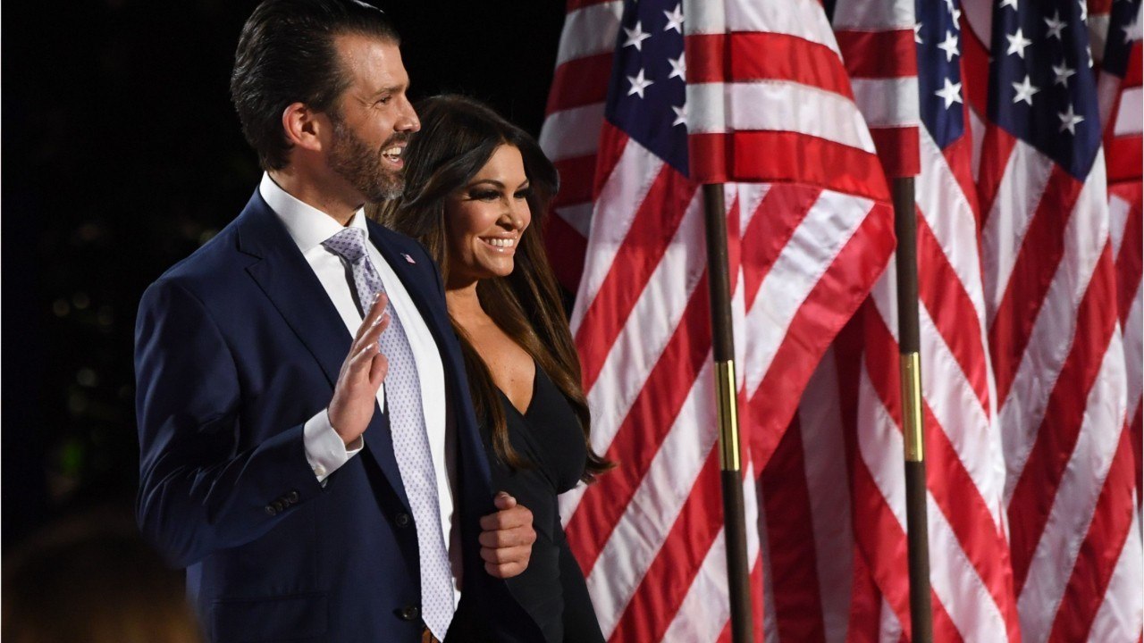 GALA VIDEO - Qui est Kimberly Guilfoyle, la nouvelle petite amie de Donald Trump Jr ?