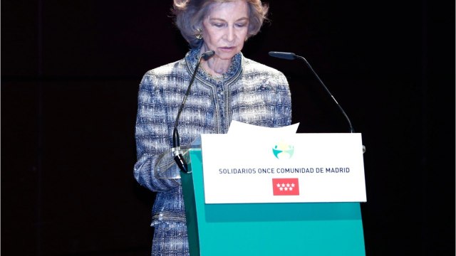 GALA VIDEO - Exil de Juan Carlos : humiliée, la reine Sofia va-t-elle quitter l'Espagne ?