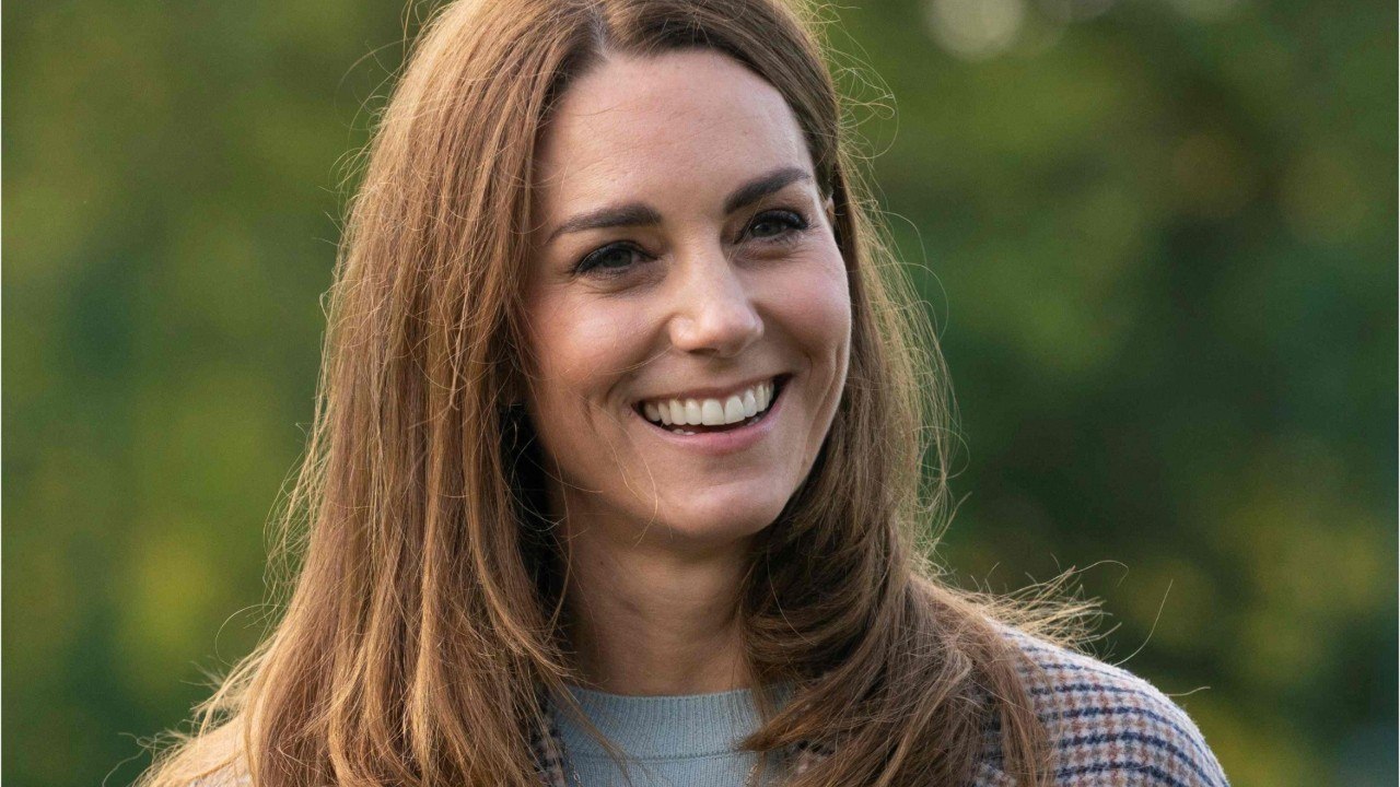 GALA VIDEO - Kate Middleton : son plan B, si elle n’avait pas « menotté " William