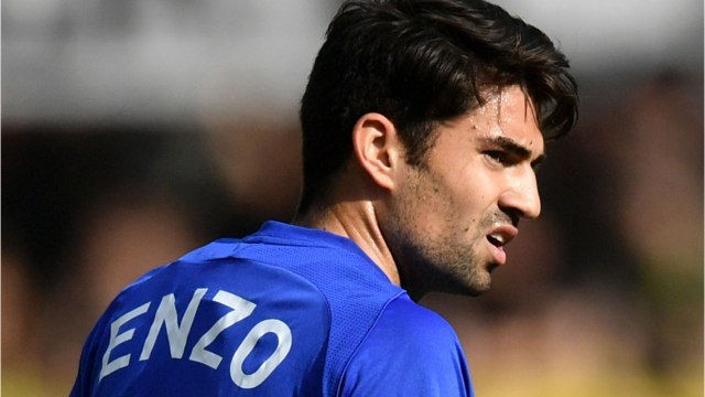 GALA VIDEO - PHOTO – Enzo Zidane fiancé : sa petite amie affiche sa sublime bague de fiançailles.