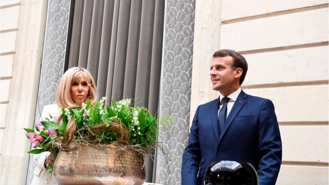 GALA VIDEO - Plage, boxe, jogging… Comment Brigitte et Emmanuel Macron occupent leurs vacances