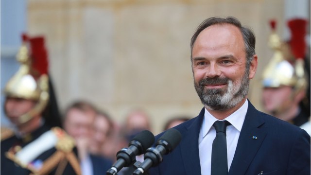 GALA VIDEO - Édouard Philippe : sa petite manie étonnante qui faisait vibrer Matignon.