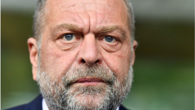 GALA VIDEO - Éric Dupond-Moretti mal à l'aise avec son physique : « Je n'irai pas pécho en boîte de nuit