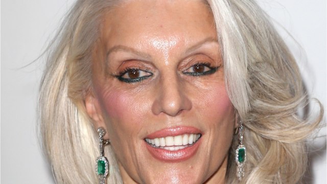 GALA VIDEO - Peter Falk (Columbo) : que devient sa veuve et unique héritière Shera Danese ?