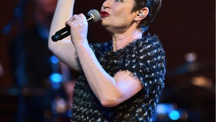 GALA VIDEO - Mort de Belle du Berry à 54 ans : la chanteuse de Paris Combo emportée par le cancer