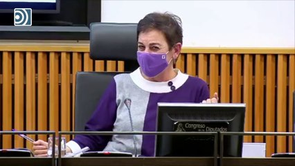 Vox pone el himno de Policía y GC en un acto de Podemos de apoyo a agresores de agentes