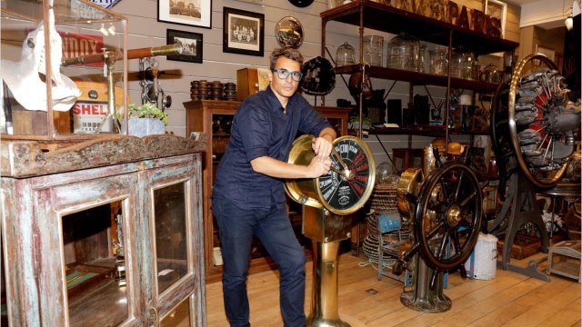 GALA VIDEO - Julien Cohen (Affaire Conclue) en galère : ce coup dur qui lui gâche l’été.