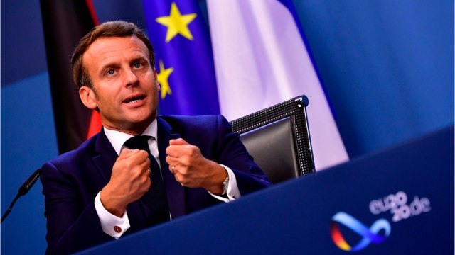 GALA VIDÉO - Emmanuel Macron limoge à tout-va : la réaction cocasse d’un ministre