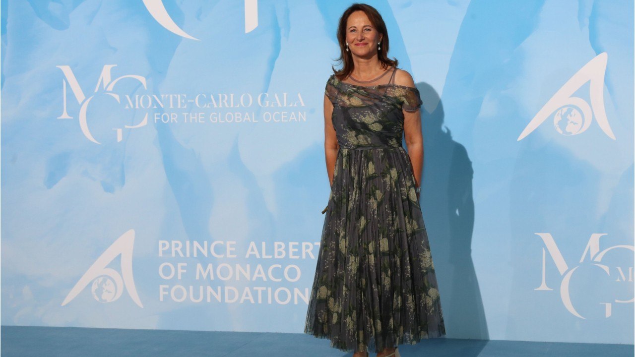 GALA VIDEO - Ségolène Royal accuse à mots couve...