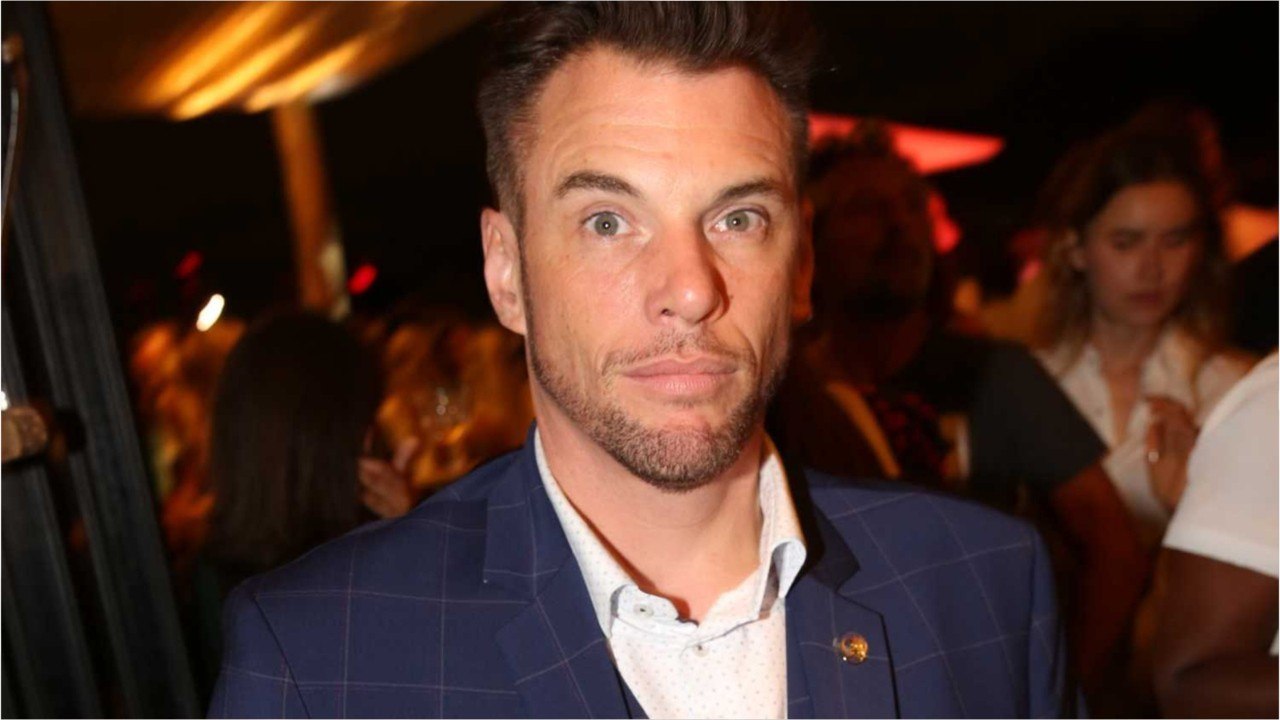 GALA VIDÉO - PHOTO – Norbert Tarayre, papa pour la 4e fois, dévoile le visage de son bébé