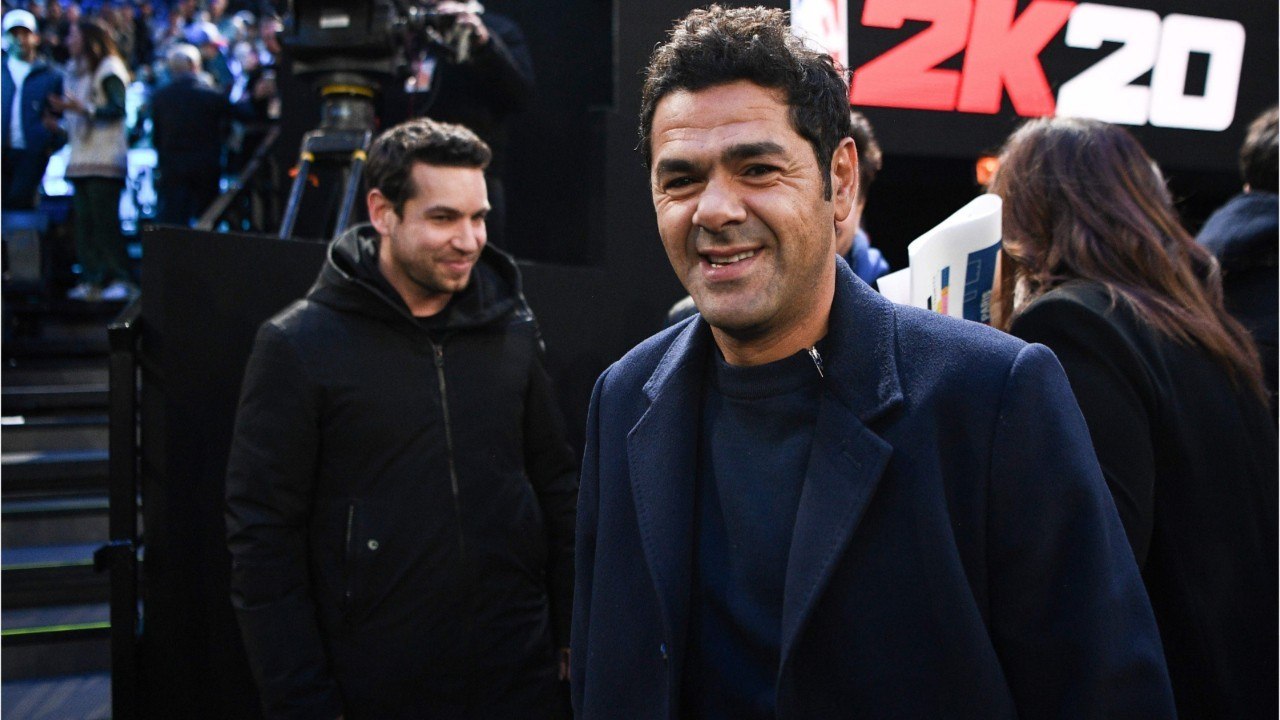 GALA VIDEO - PHOTO – Fête des mères : Jamel Debbouze dévoile un rare cliché des deux femmes de son coeur