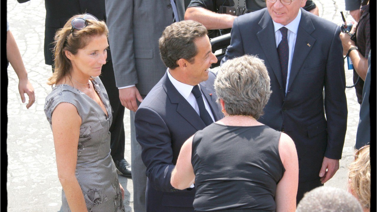 GALA VIDEO - Cécilia et Nicolas Sarkozy : leur dernière garden-party tendue à l'Elysée