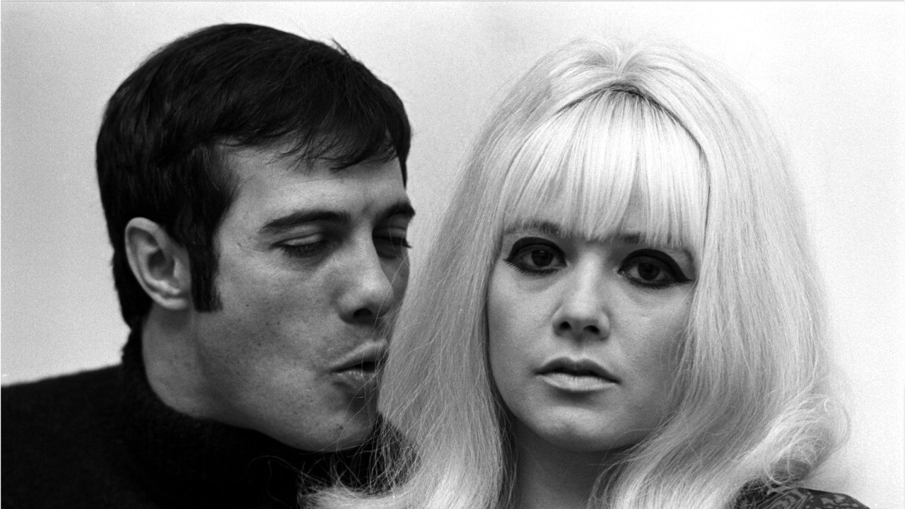 GALA VIDEO - Mort de Guy Bedos : quelle maladie a emporté sa femme Sophie Daumier et son fils adoptif ?