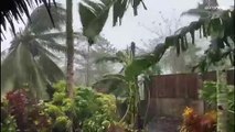 شاهد: عشرات آلاف الفلبينيين يفرون من منازلهم تحسباً لوصول إعصار 