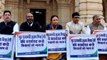 अजय लल्लू ने कार्यकर्ताओं के साथ निकाला मार्च, उठाई अजय मिश्रा टेनी को बर्खास्त करने की मांग