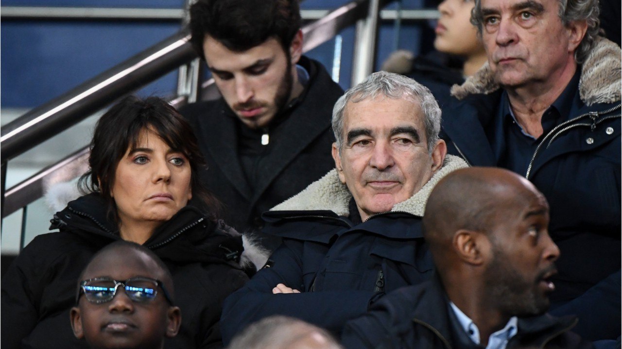 GALA VIDEO - Raymond Domenech revient sur sa demande en mariage ratée à Estelle Denis