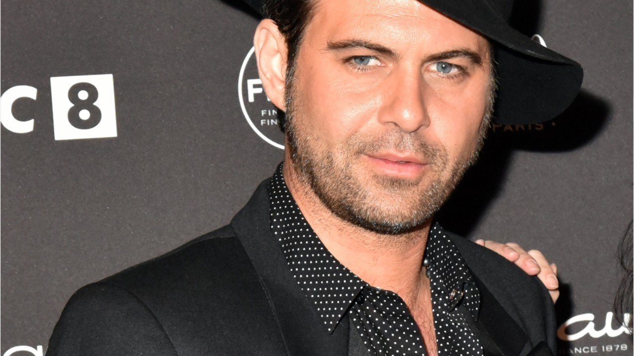 GALA VIDEO - Manu Lanvin attristé par les derniers jours de Johnny Hallyday : « Il y a beaucoup de voyeurisme à Saint-Barth "