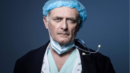 GALA VIDEO - « Il a son petit storytelling " : comment le professeur Philippe Juvin aime se mettre en scène