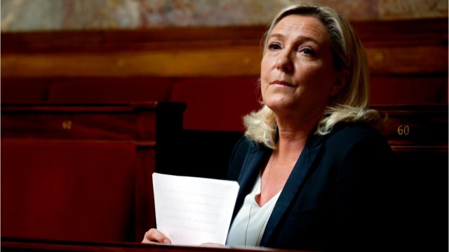 GALA VIDEO - Passe d'armes entre Marine Le Pen et Yves Calvi : « Vous racontez des fariboles !