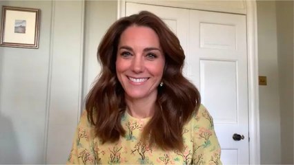 GALA VIDEO - Kate Middleton aux anges : la marraine du prince George a accouché