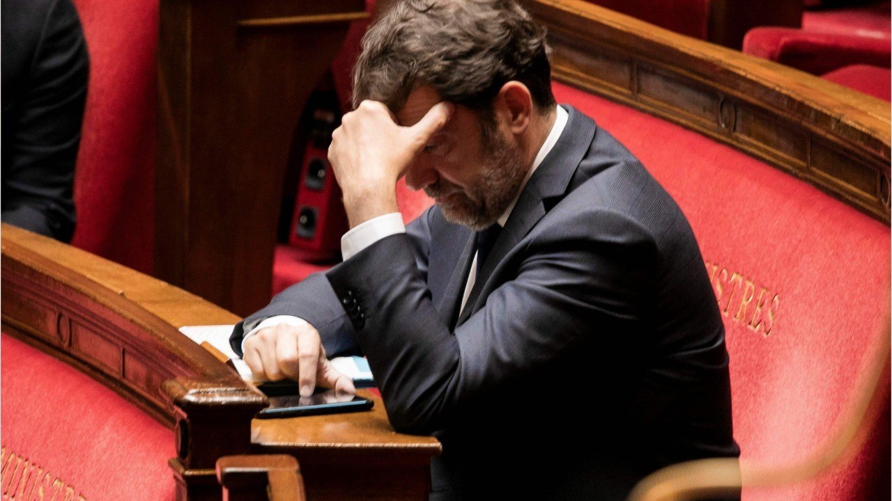 GALA VIDEO : Christophe Castaner tancé par un collègue après sa maladresse : « Ce n’était pas très malin "