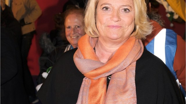 GALAVIDEO - Marina Carrère d'Encausse : pourquoi elle ne veut pas retourner à la médecine