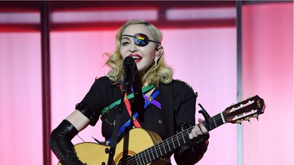 GALA VIDEO - « Je vais respirer l’air du Covid-19 " : Madonna choque en pleine pandémie