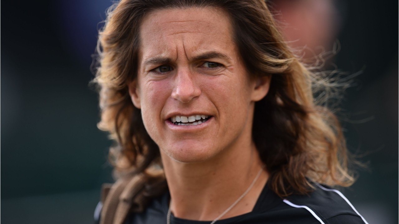 GALA VIDEO - PHOTO – Amélie Mauresmo : les photos d’anniversaire craquantes de sa fille de 3 ans