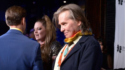 GALA VIDEO - Val Kilmer : remis de son cancer, ses mots déchirants pour évoquer ses vieux démons