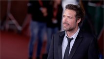 GALA VIDEO - Nicolas Bedos : son hommage poignant à son regretté père émeut les stars.