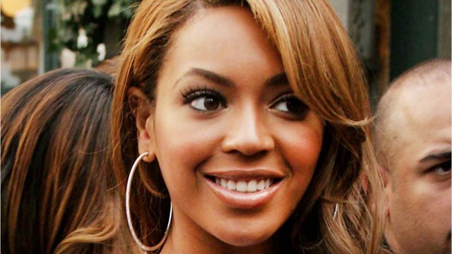 GALA VIDÉO - Beyonce abandonne ses cheveux blonds pour la coloration tendance de 2019