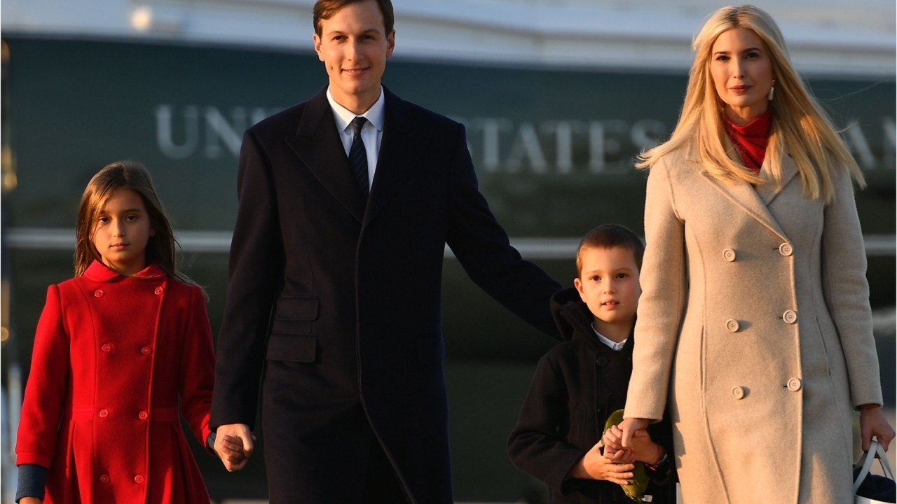 GALA VIDEO - Ivanka Trump fière des empreintes laissées par ses enfants à la Maison-Blanche