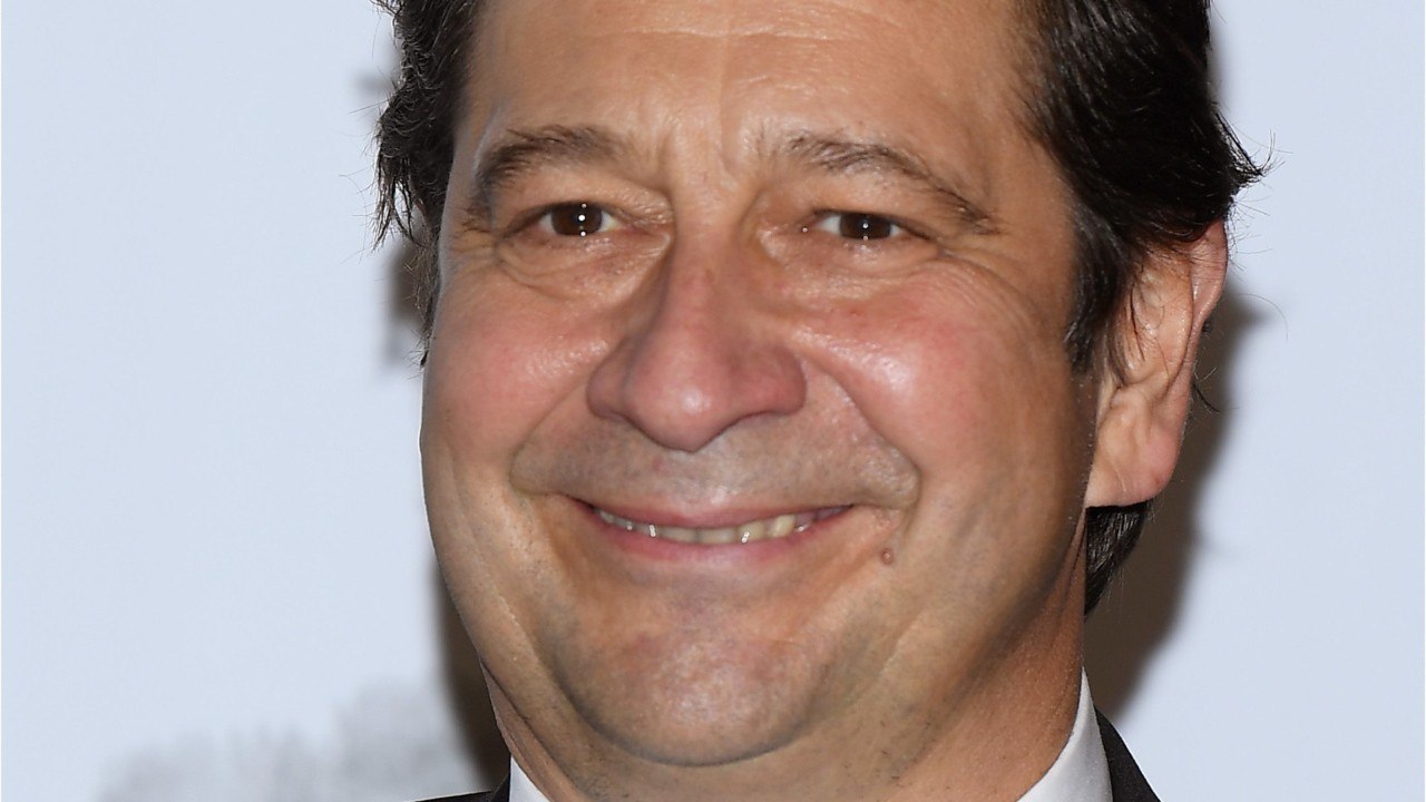 GALA VIDEO – « Ça m'énerve ! " : pourquoi Laurent Gerra en veut à son ex Mathilde Seigner