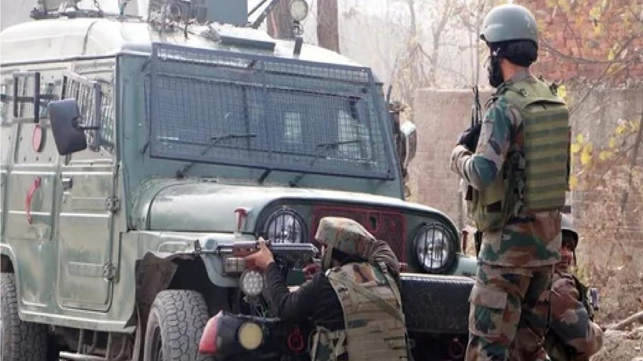 Jammu-Kashmir: 2 terrorists killed in Kulgam en...