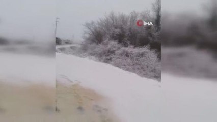 İstanbul'da mevsimin ilk karı etkisini göstermeye başladı