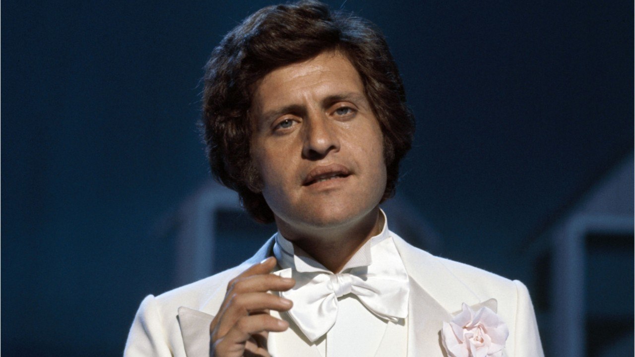 GALA VIDEO - Joe Dassin : qui sont ses fils Jonathan et Julien ?