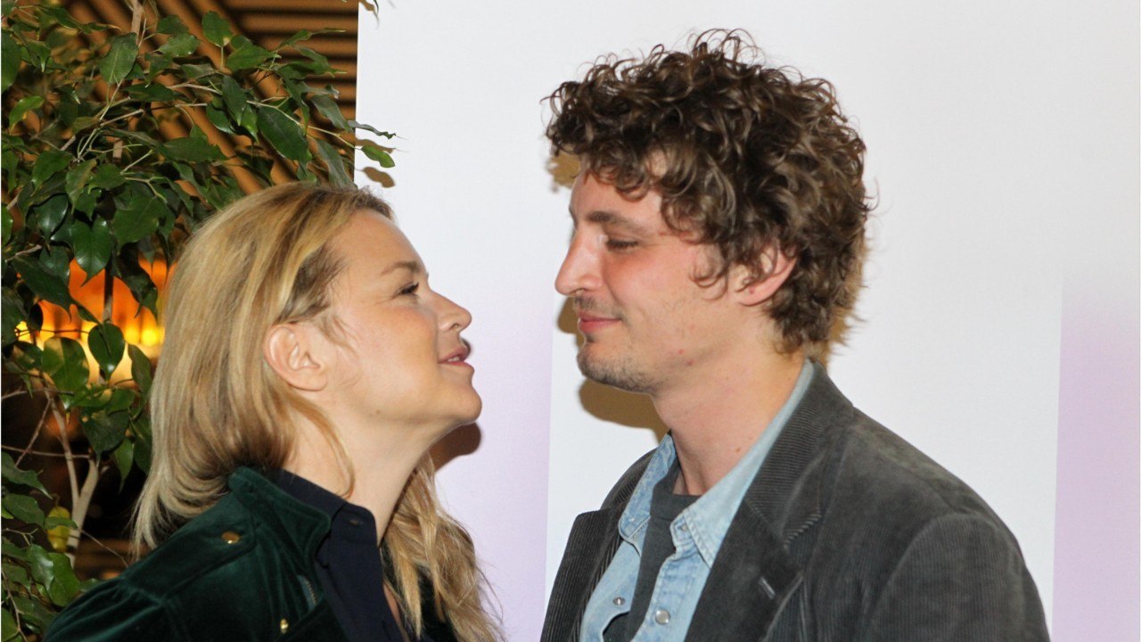 GALA VIDEO : Virginie Efira parle pour la 1ère fois de son couple avec Niels Schneider… et de leurs scènes d'amour