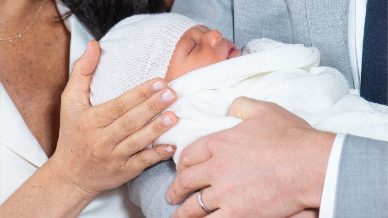 GALA VIDEO : Un royal baby métis pour Meghan Markle et Harry : déjà une maladresse