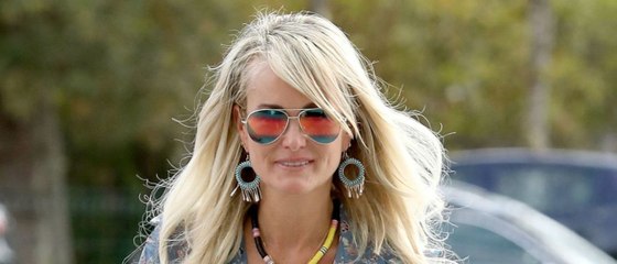 GALA VIDEO - Quand Laeticia Hallyday se moque des rumeurs sur ses « amants »
