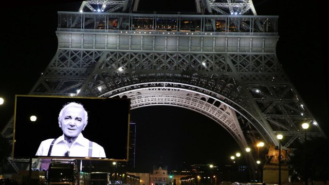 GALA VIDEO : Charles Aznavour: des obsèques à Montfort-l'Amaury sous haute surveillance