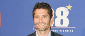GALA VIDEO – Bixente Lizarazu, « papa fier » en vacances sportives avec son fils Tximista, sa fille Uhaina et Claire Keim